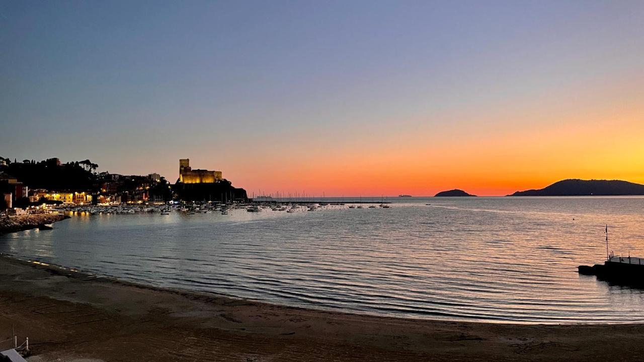 Il Sogno Dei Poeti Lejlighed Lerici Eksteriør billede
